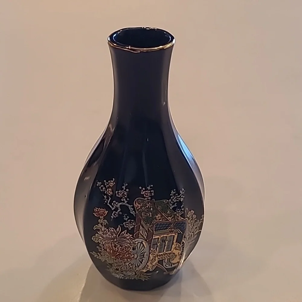 Vintage Japan Kutani Cobalt Blue Base